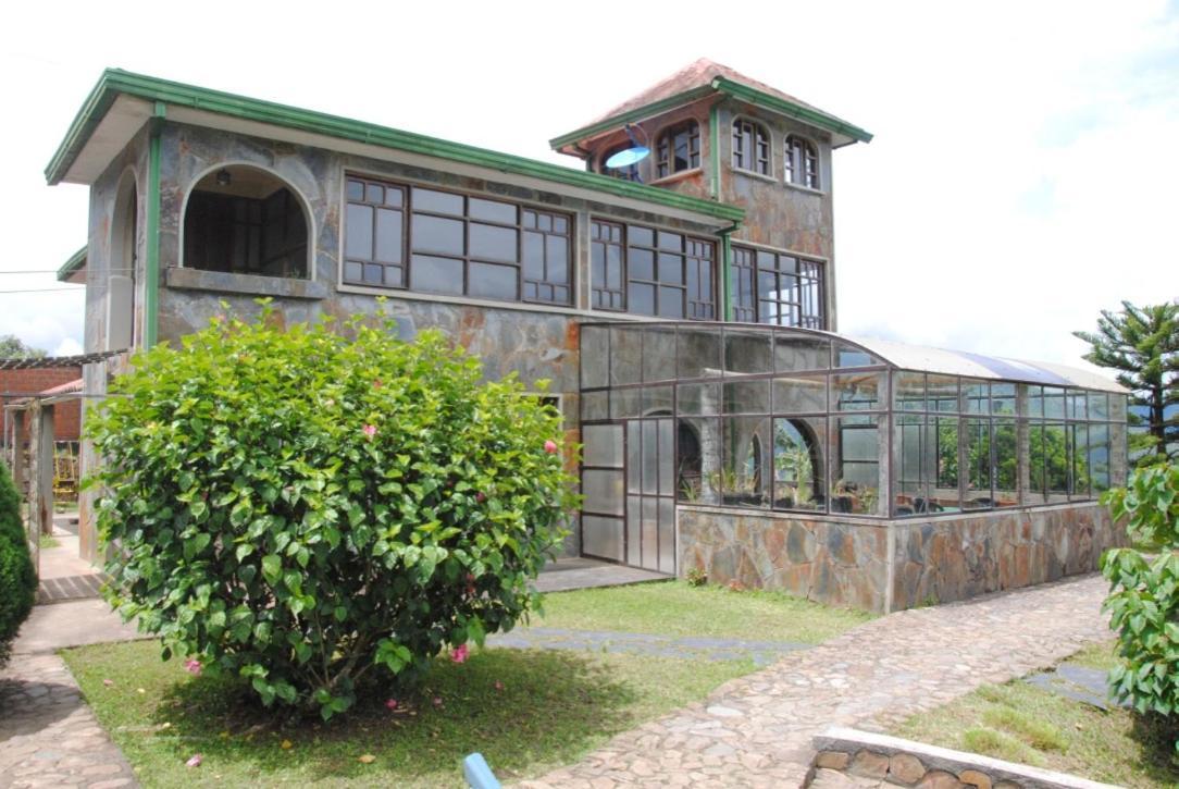 Montebelo Hotel ลาปาซ ภายนอก รูปภาพ